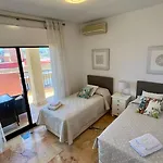 Atico En Yate Iv, Primera Linea Playa Apartmán Fuengirola