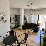 Atico En Yate Iv, Primera Linea Playa 丰希罗拉