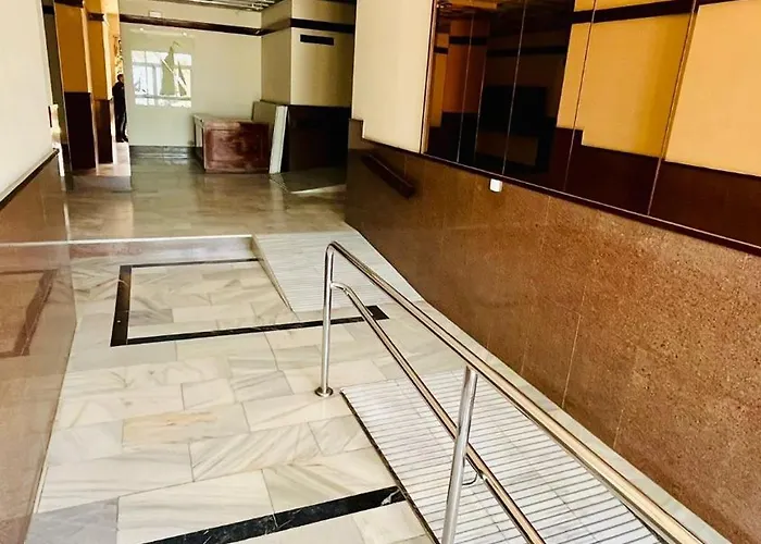 Atico En Yate Iv, Primera Linea Playa Fuengirola