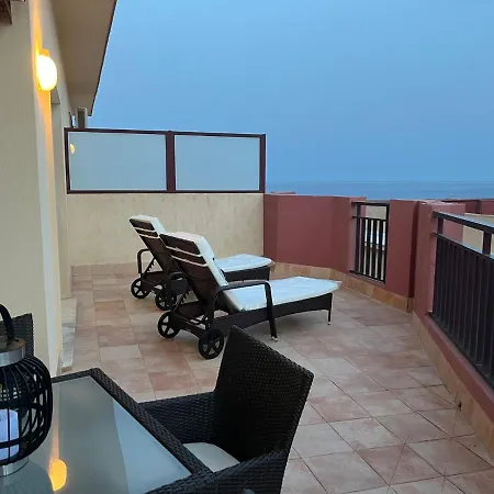Atico En Yate Iv, Primera Linea Playa